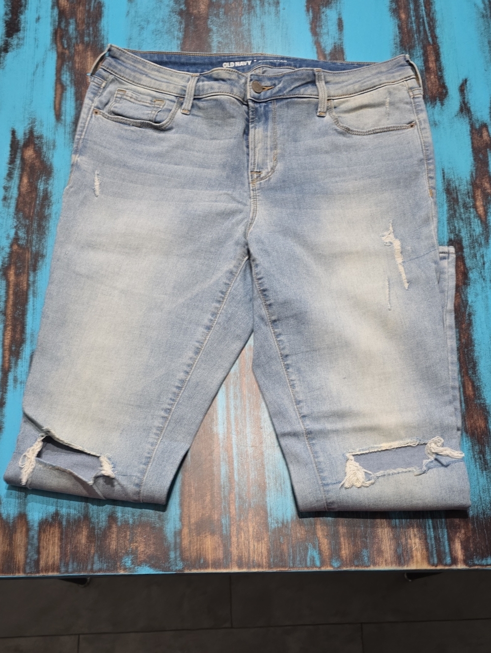 Old Navy Light Wash Distressed Skinny Jeans